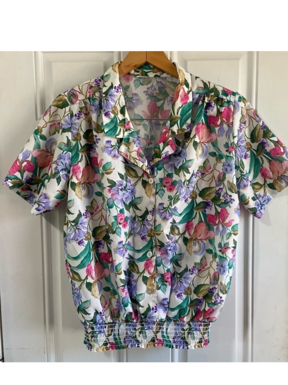 Vintage Floral Button-Up Blouse Size Large *measurements*